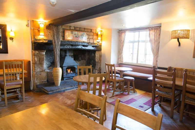 The White Hart, Wroughton Alojamento de Acomodação e Pequeno-almoço 3*